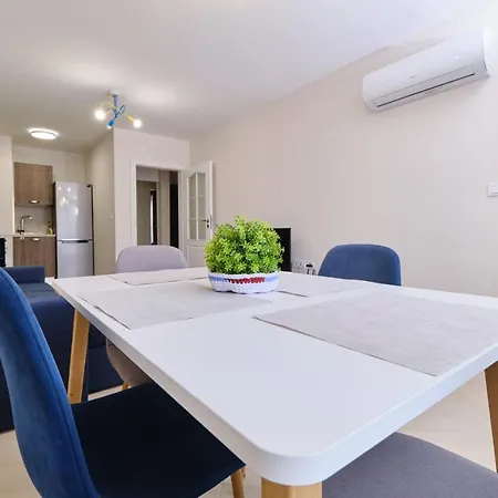 Cozy 1-bed 아파트 플로브디프