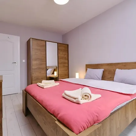 Cozy 1-bed Apartment
