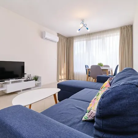 Cozy 1-bed Apartment Plovdiv